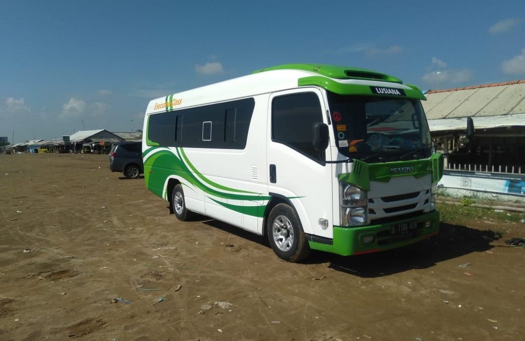 Sewa elf kembangan Selatan